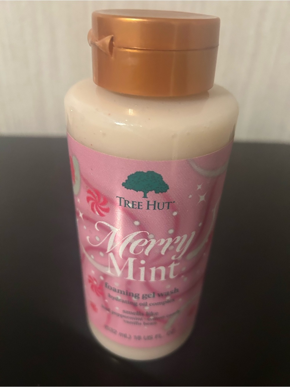 Tree Hut Merry Mint Foaming Gel Wash — Pink